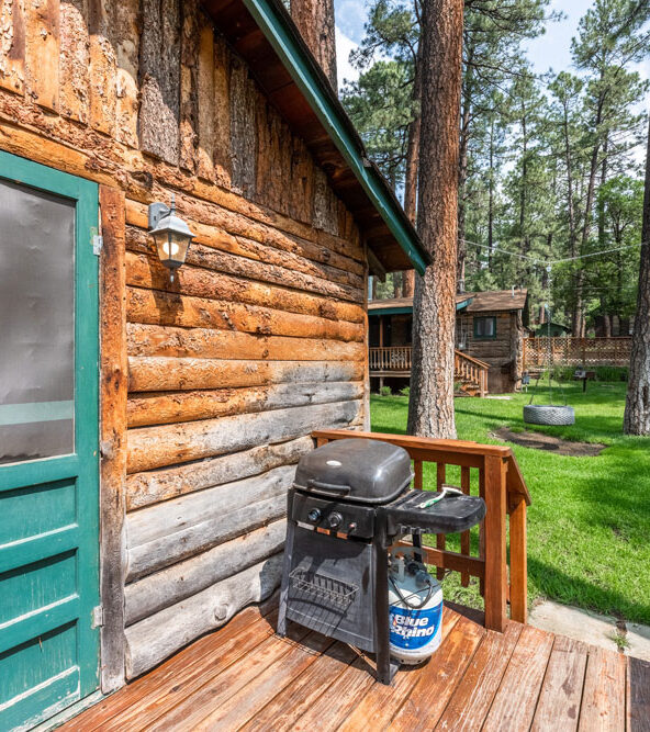 Nottingham Cabin at Forest Home Cabins